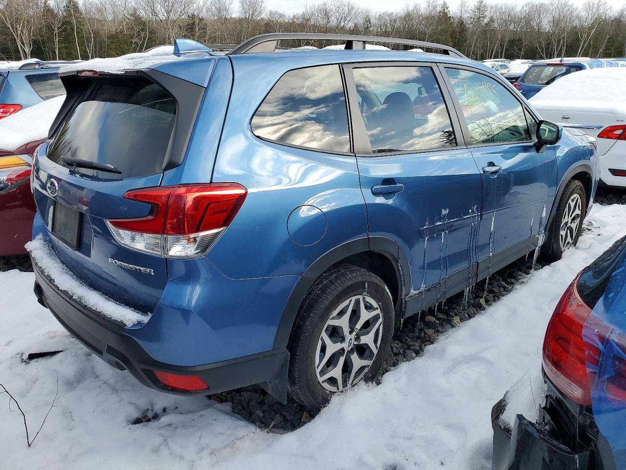 2021 SUBARU FORESTER PREMIUM photo 5
