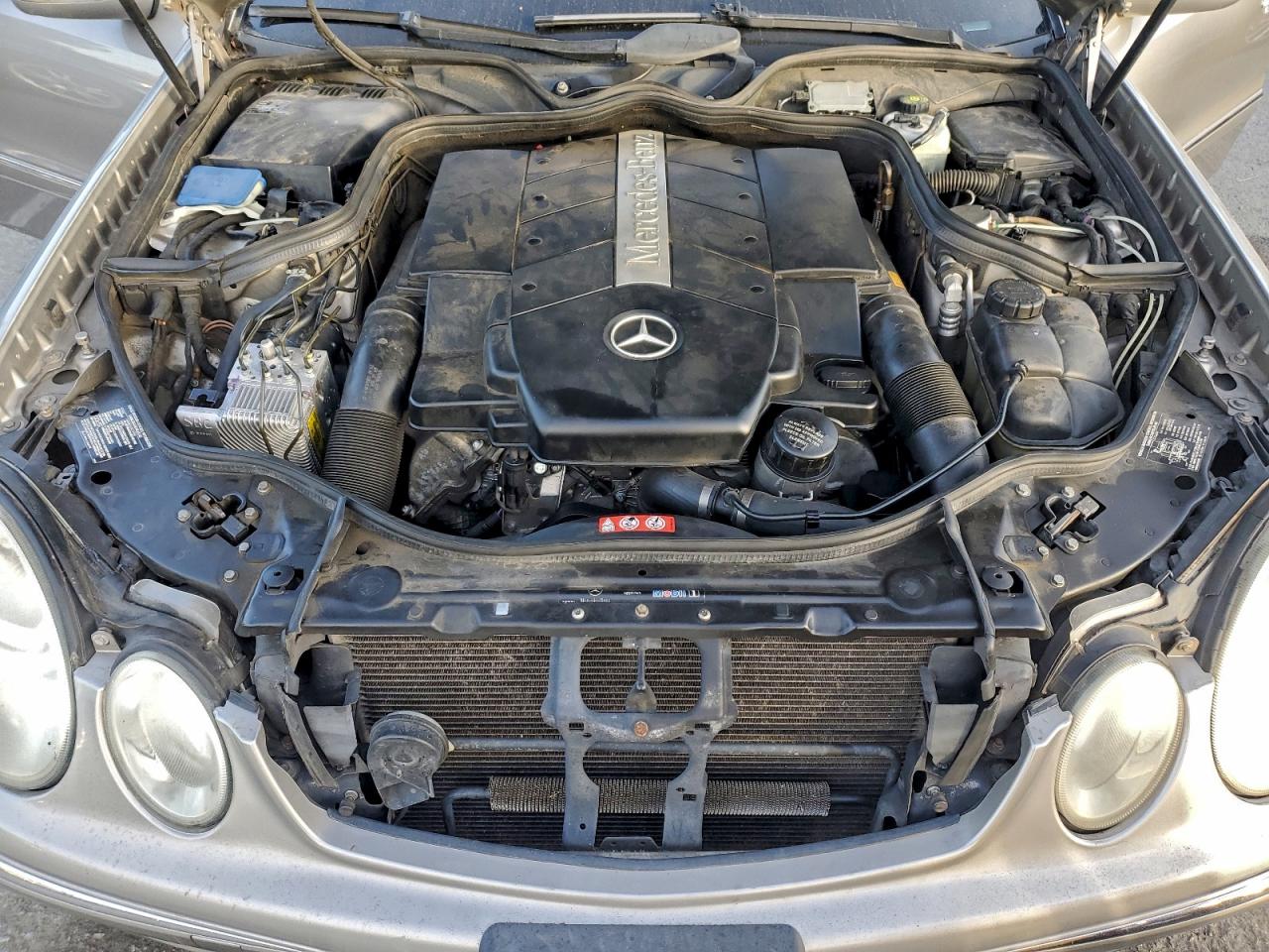 2005 MERCEDES-BENZ E 500 photo 21