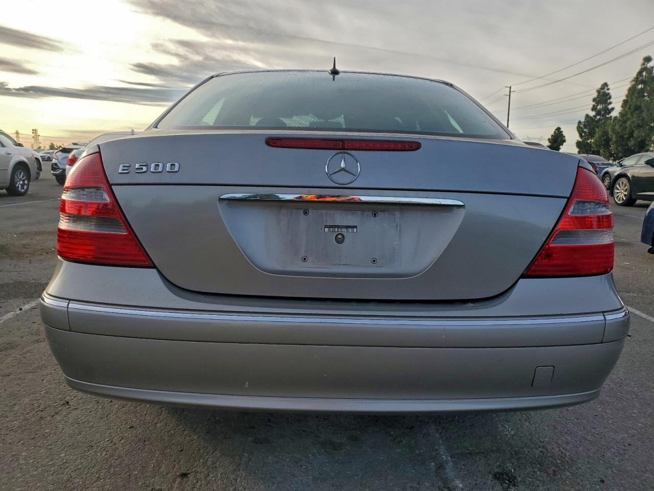 2005 MERCEDES-BENZ E 500 photo 11