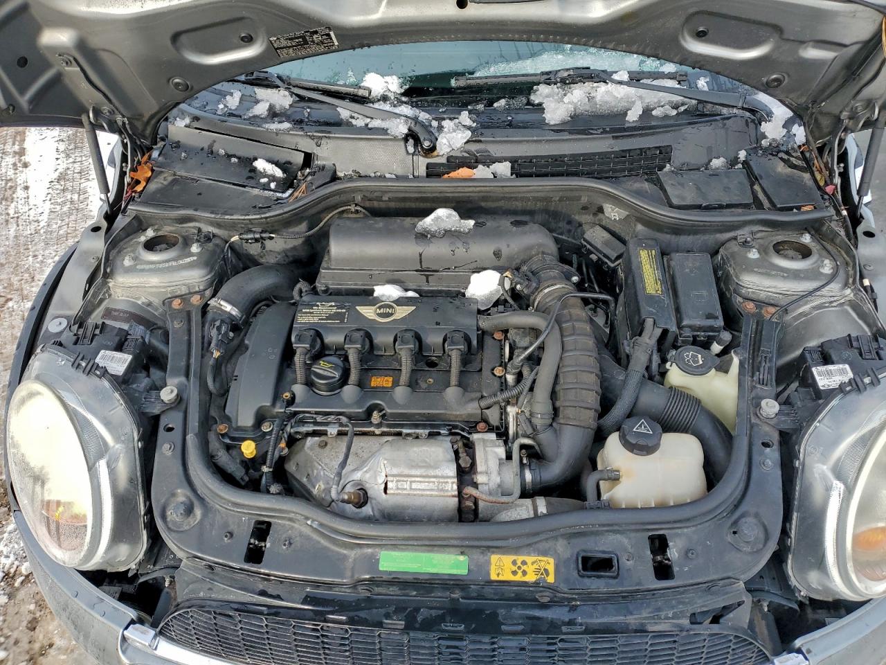 2007 MINI COOPER S photo 11