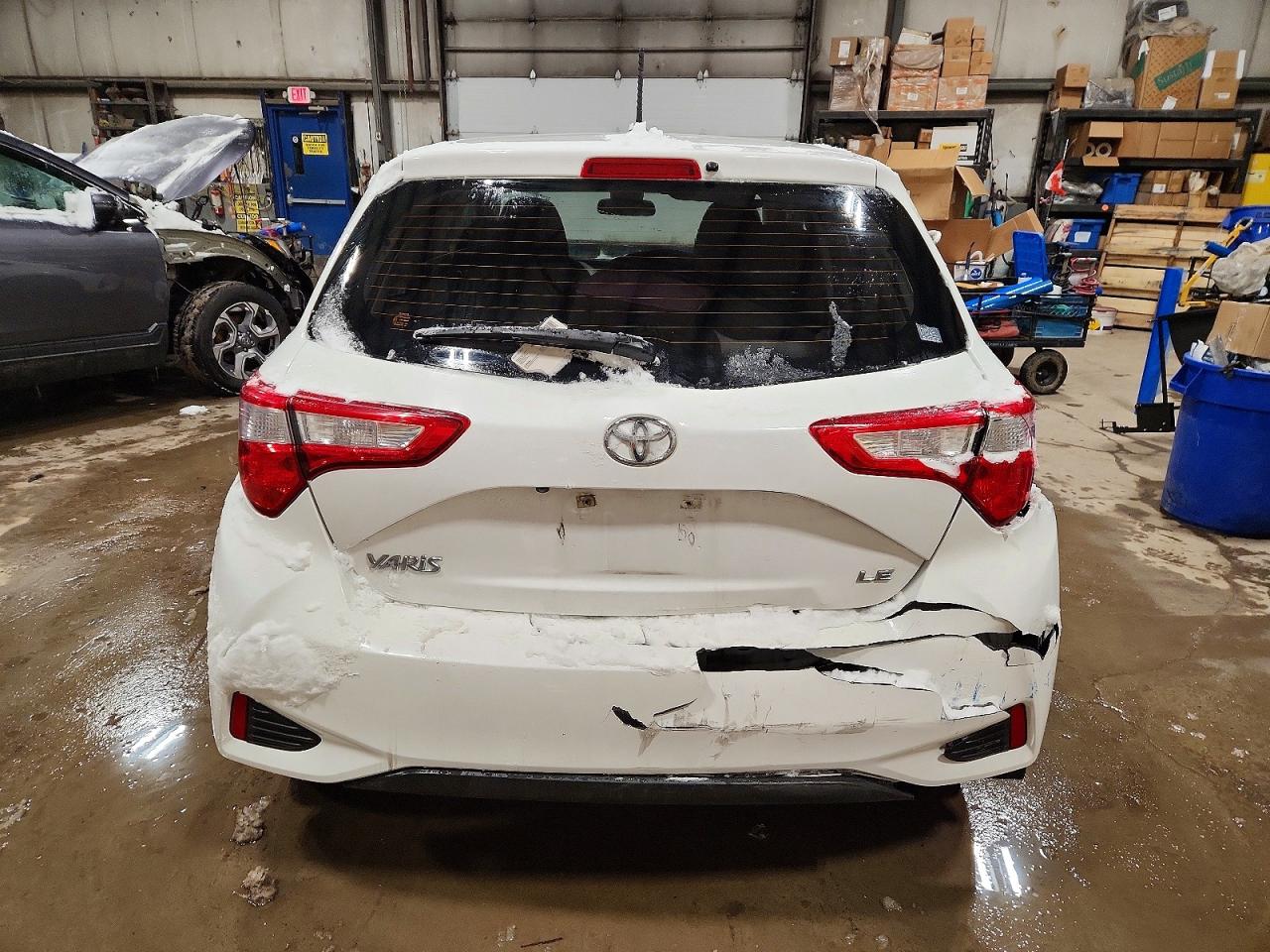 2018 TOYOTA YARIS L photo 6