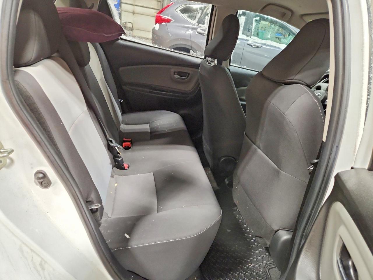 2018 TOYOTA YARIS L photo 10