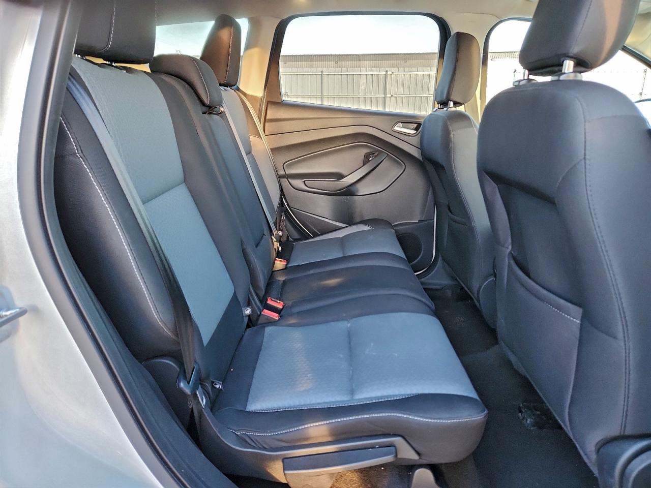 2018 FORD ESCAPE SE photo 10