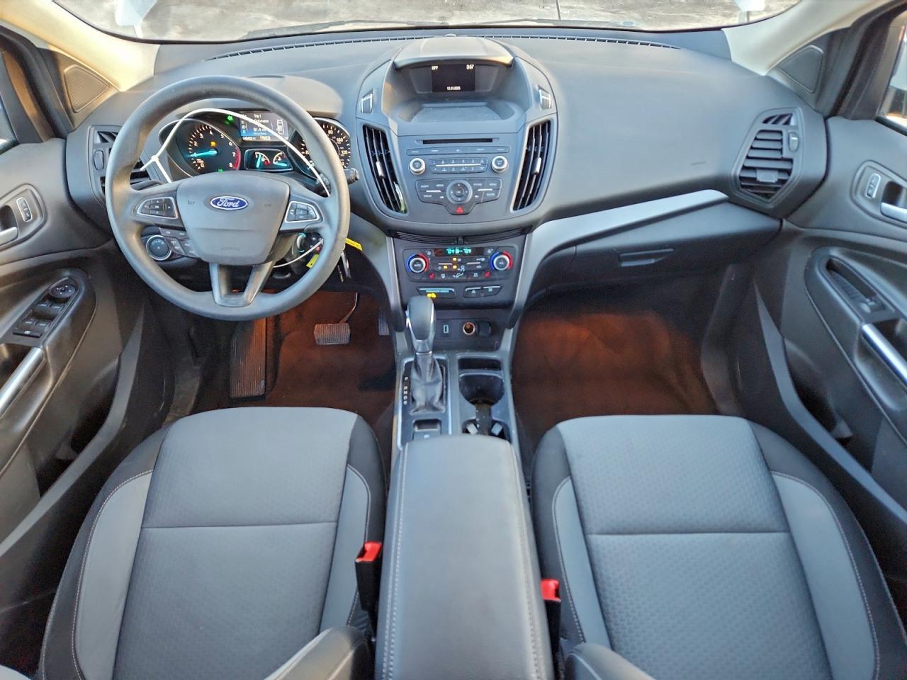 2018 FORD ESCAPE SE photo 8