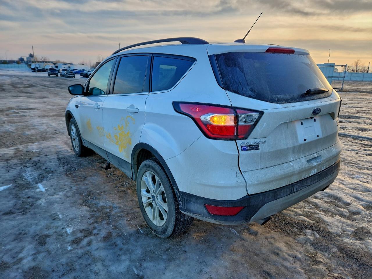 2018 FORD ESCAPE SE photo 2