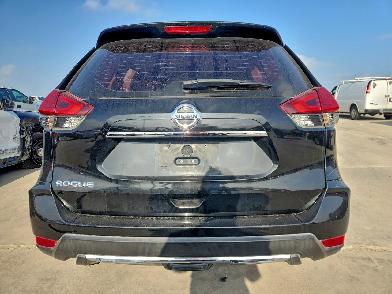 2017 NISSAN ROGUE S photo 6