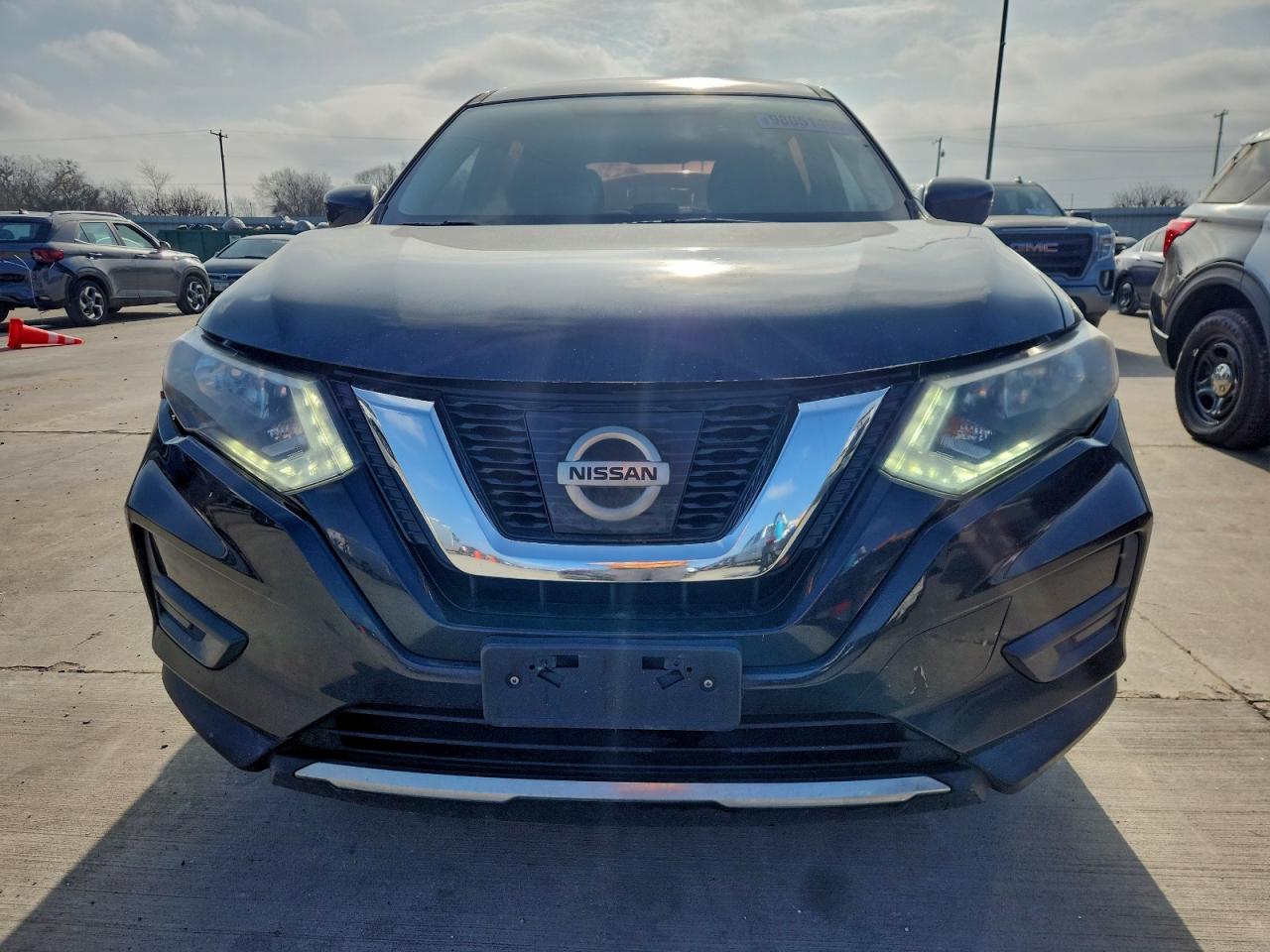 2017 NISSAN ROGUE S photo 5