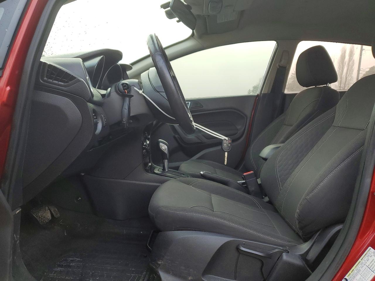 2015 FORD FIESTA SE photo 7