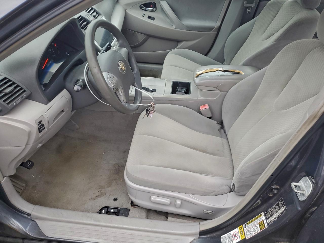 2009 TOYOTA CAMRY BASE photo 7