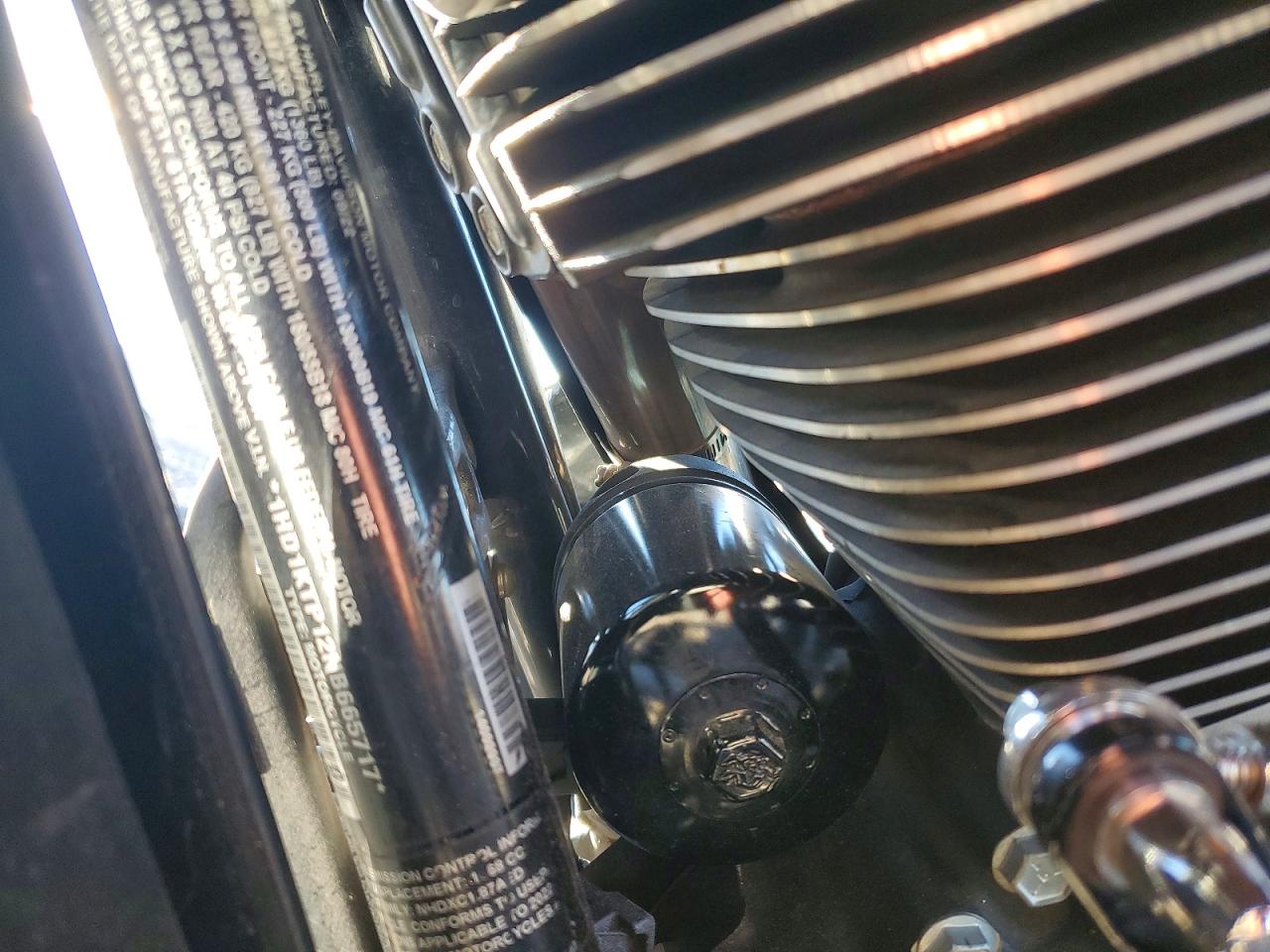 2022 HARLEY-DAVIDSON FLTRXS photo 9