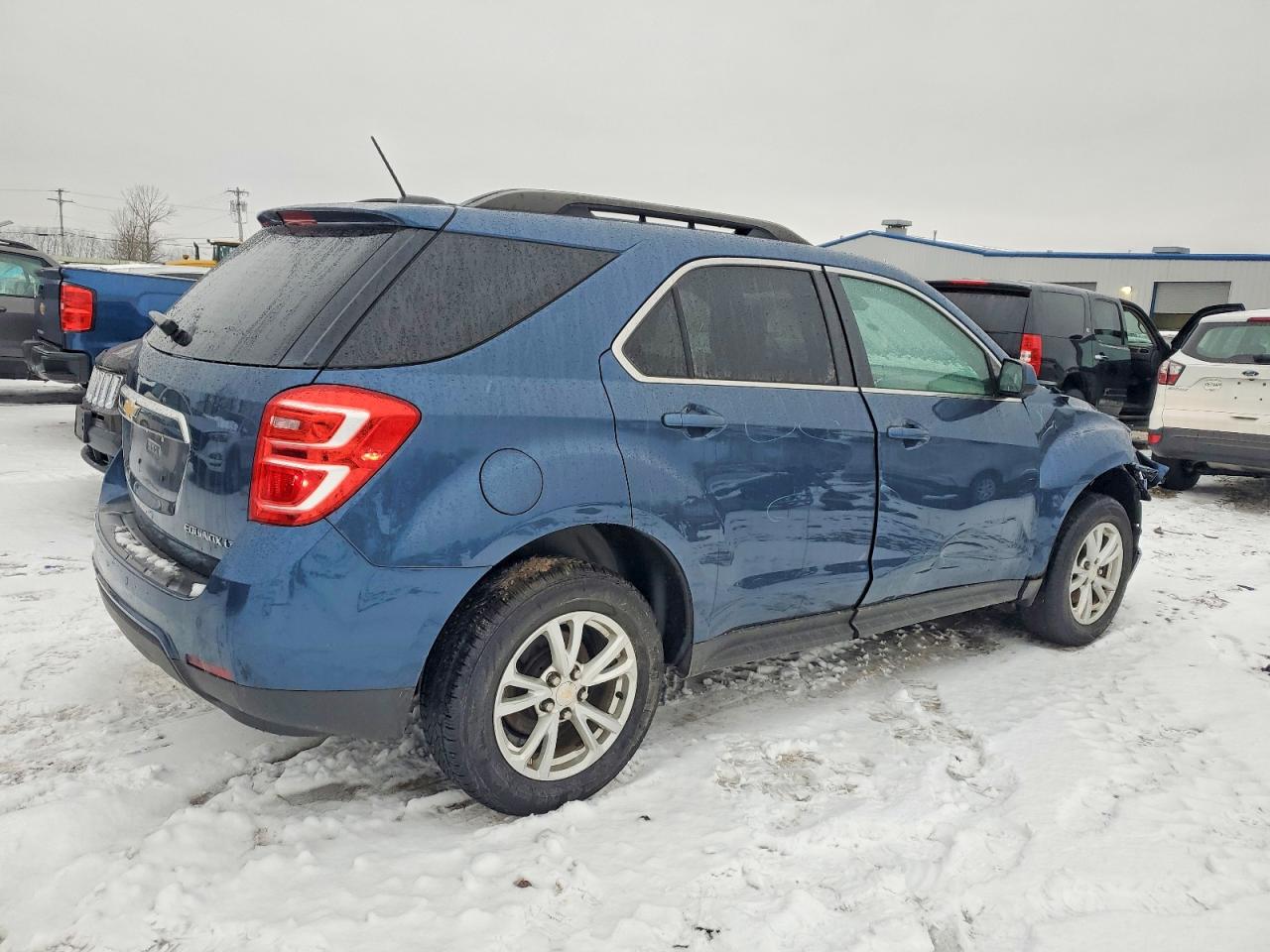 2016 CHEVROLET EQUINOX LT photo 3