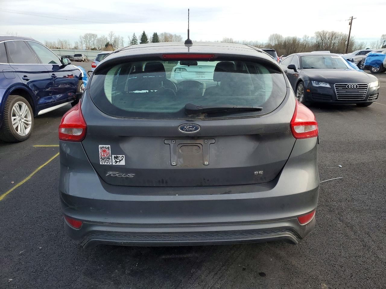 2015 FORD FOCUS SE photo 6