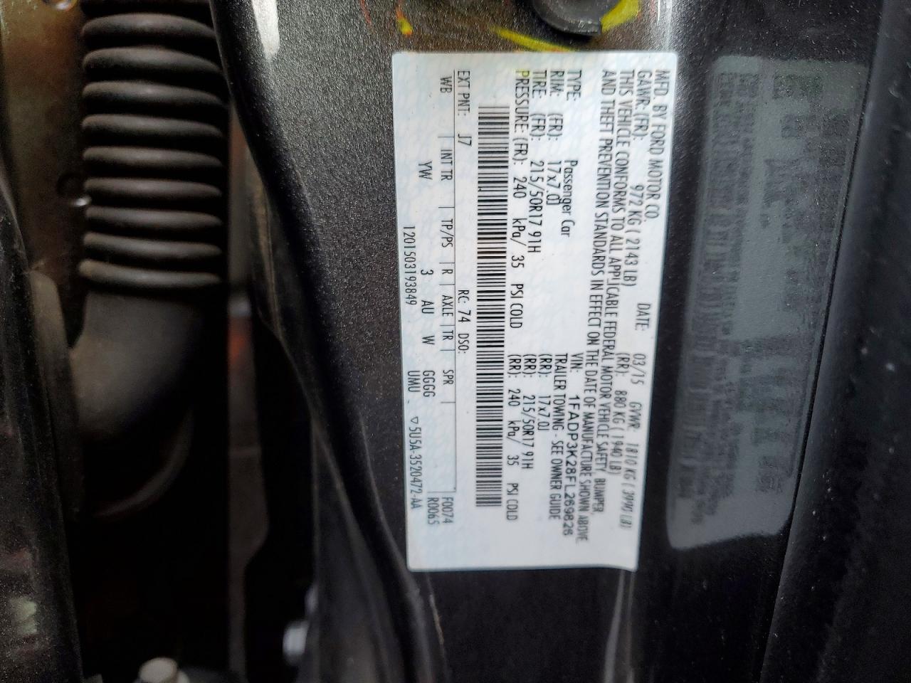 2015 FORD FOCUS SE photo 12