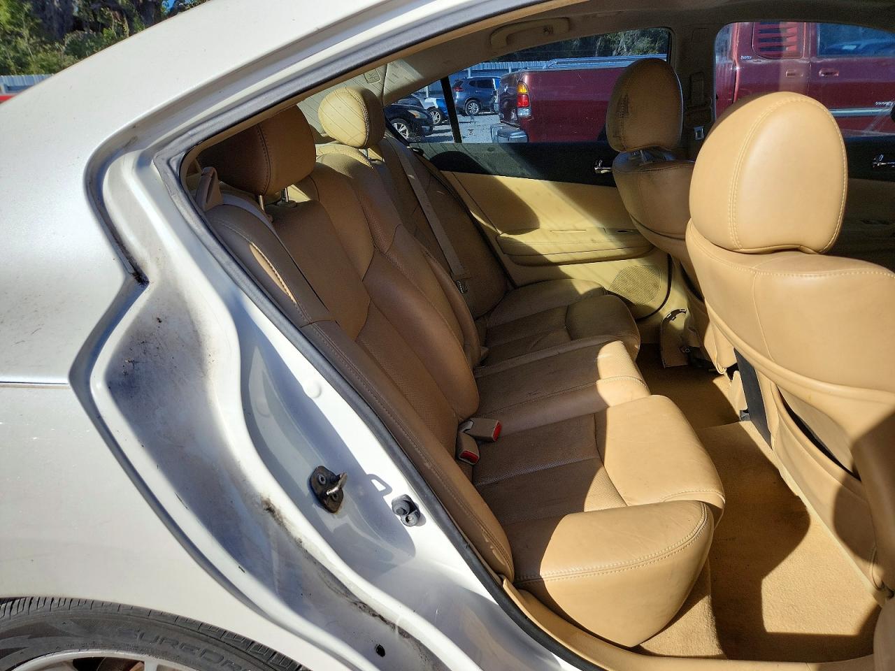 2010 NISSAN MAXIMA S photo 10