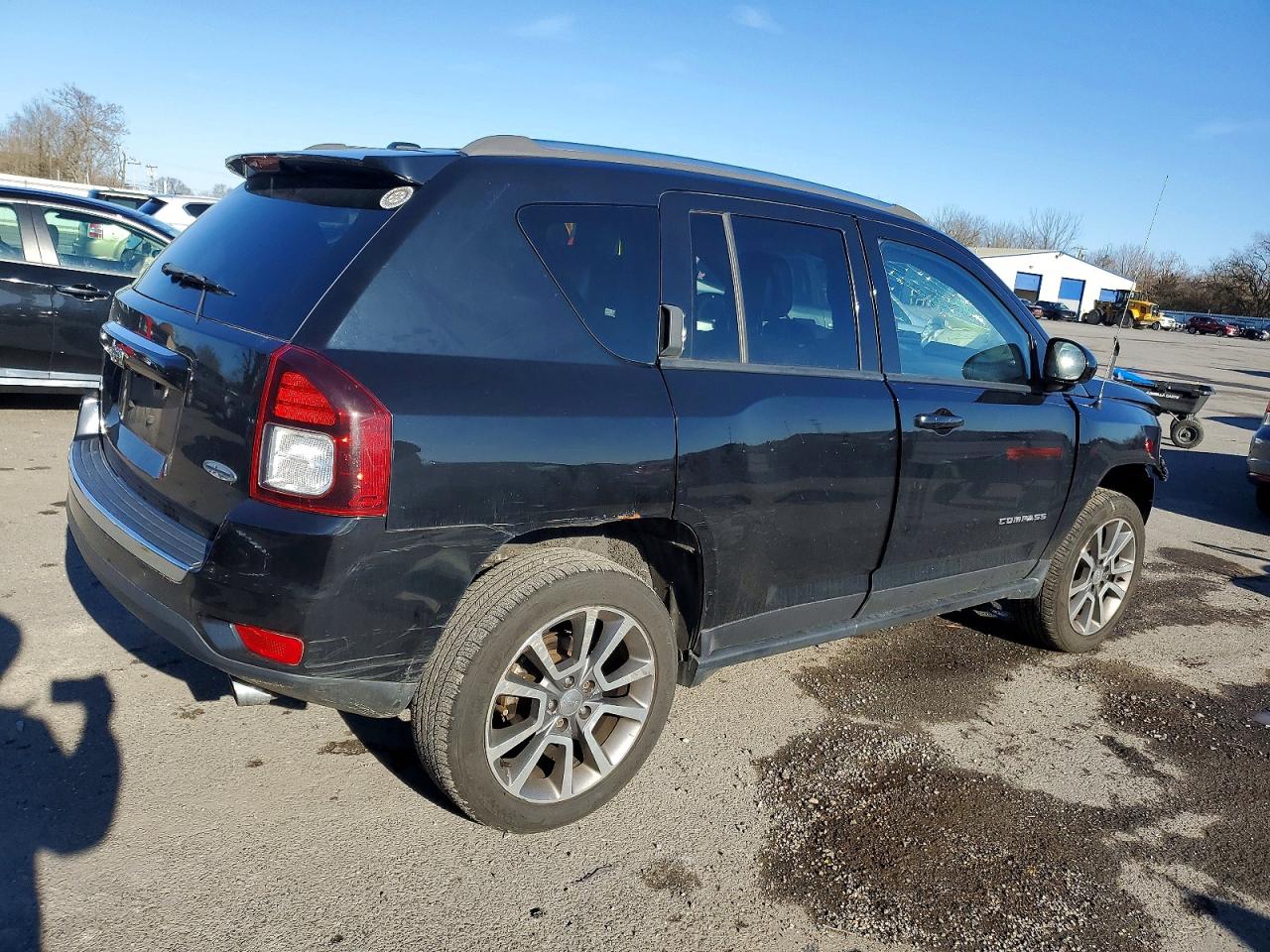 2017 JEEP COMPASS LATITUDE photo 3