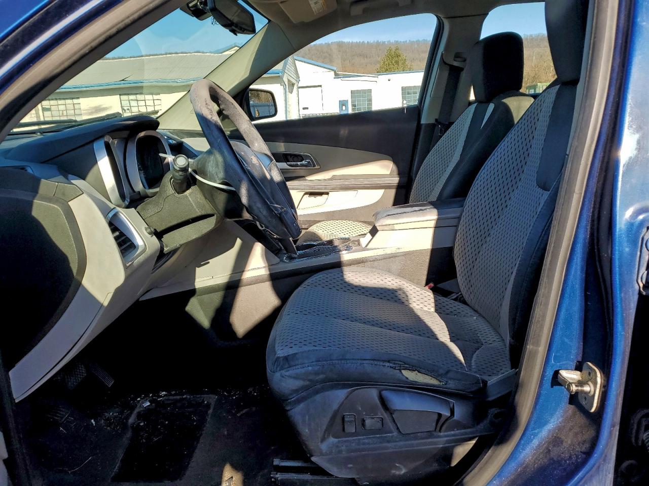 2010 CHEVROLET EQUINOX LS photo 19