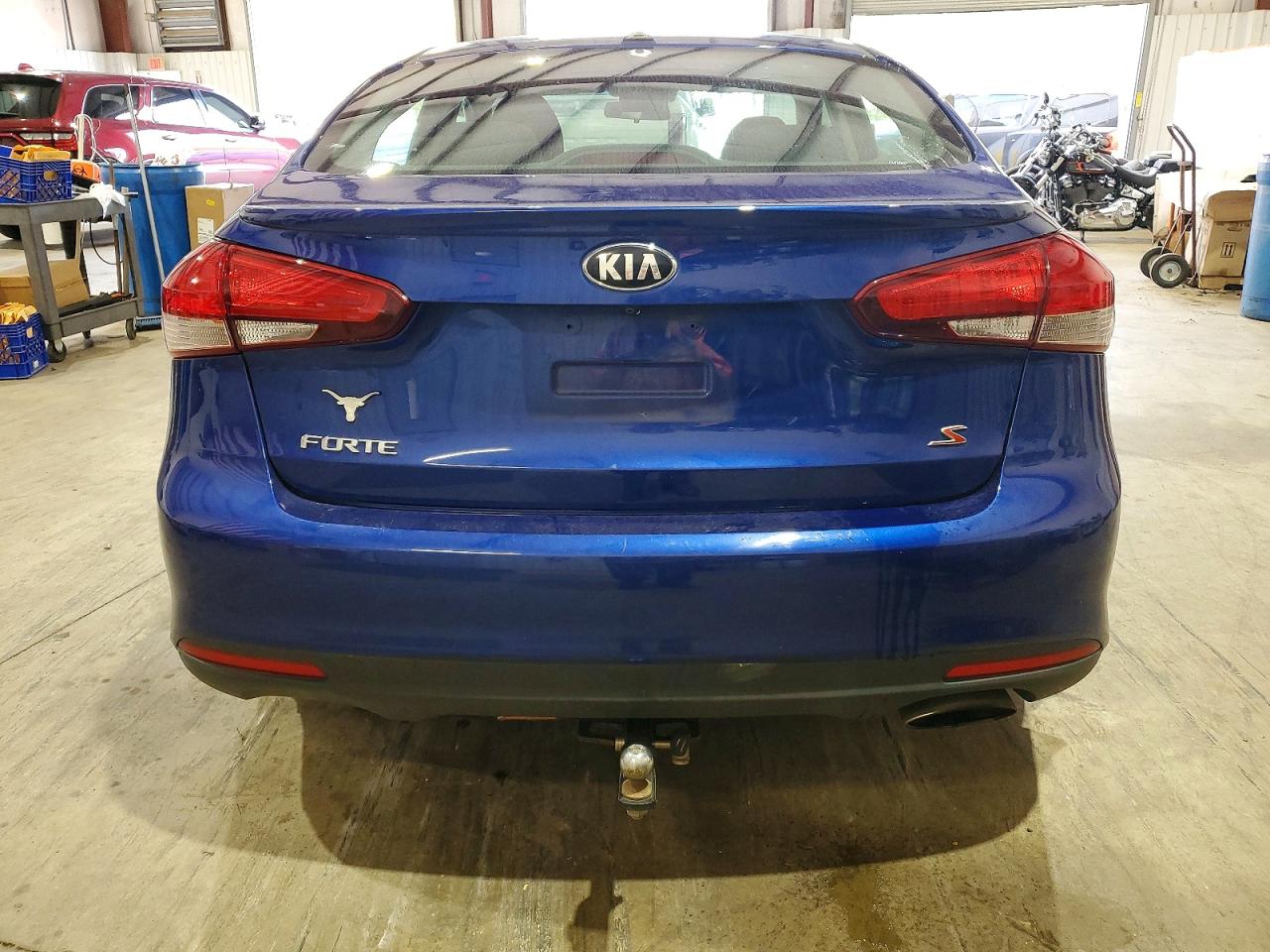 2017 KIA FORTE LX photo 6