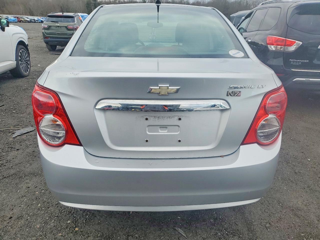 2014 CHEVROLET SONIC LT photo 6