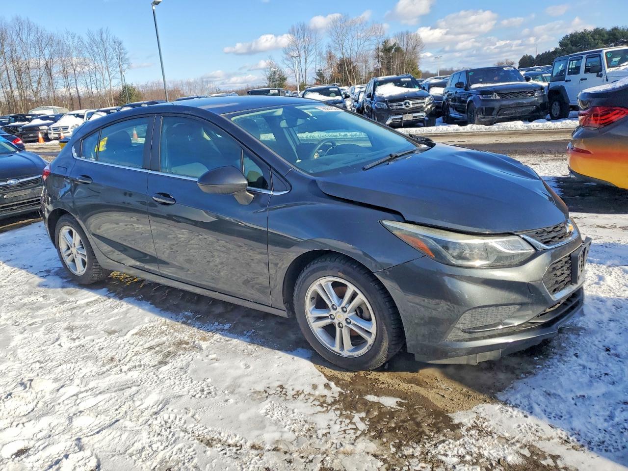 2017 CHEVROLET CRUZE LT photo 4