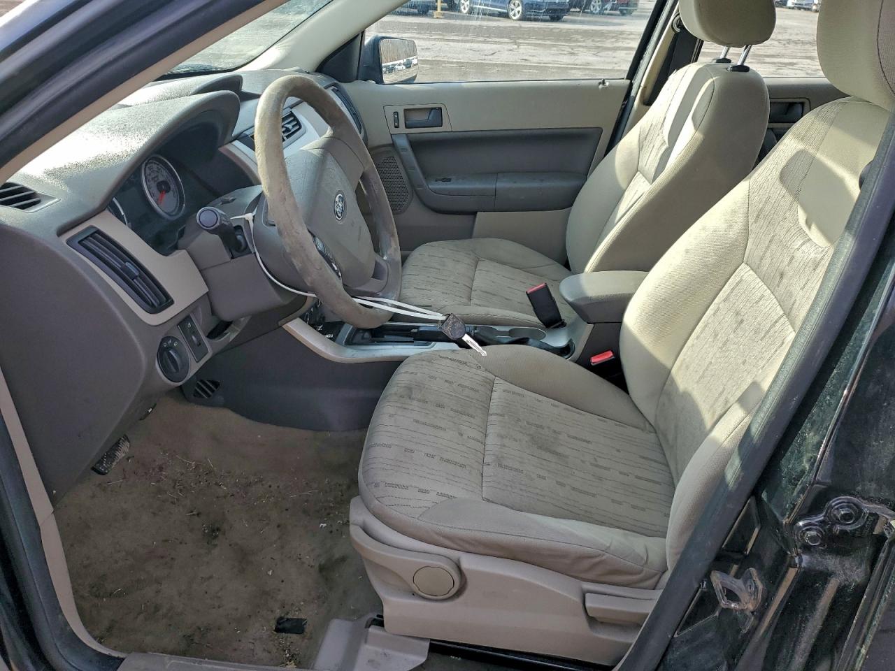 2009 FORD FOCUS SE photo 7