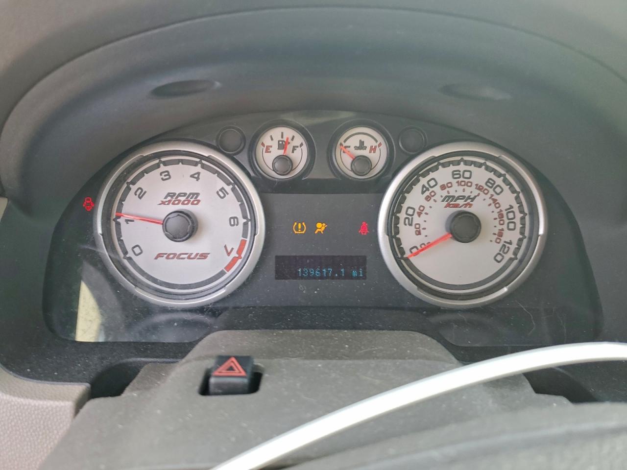 2009 FORD FOCUS SE photo 9