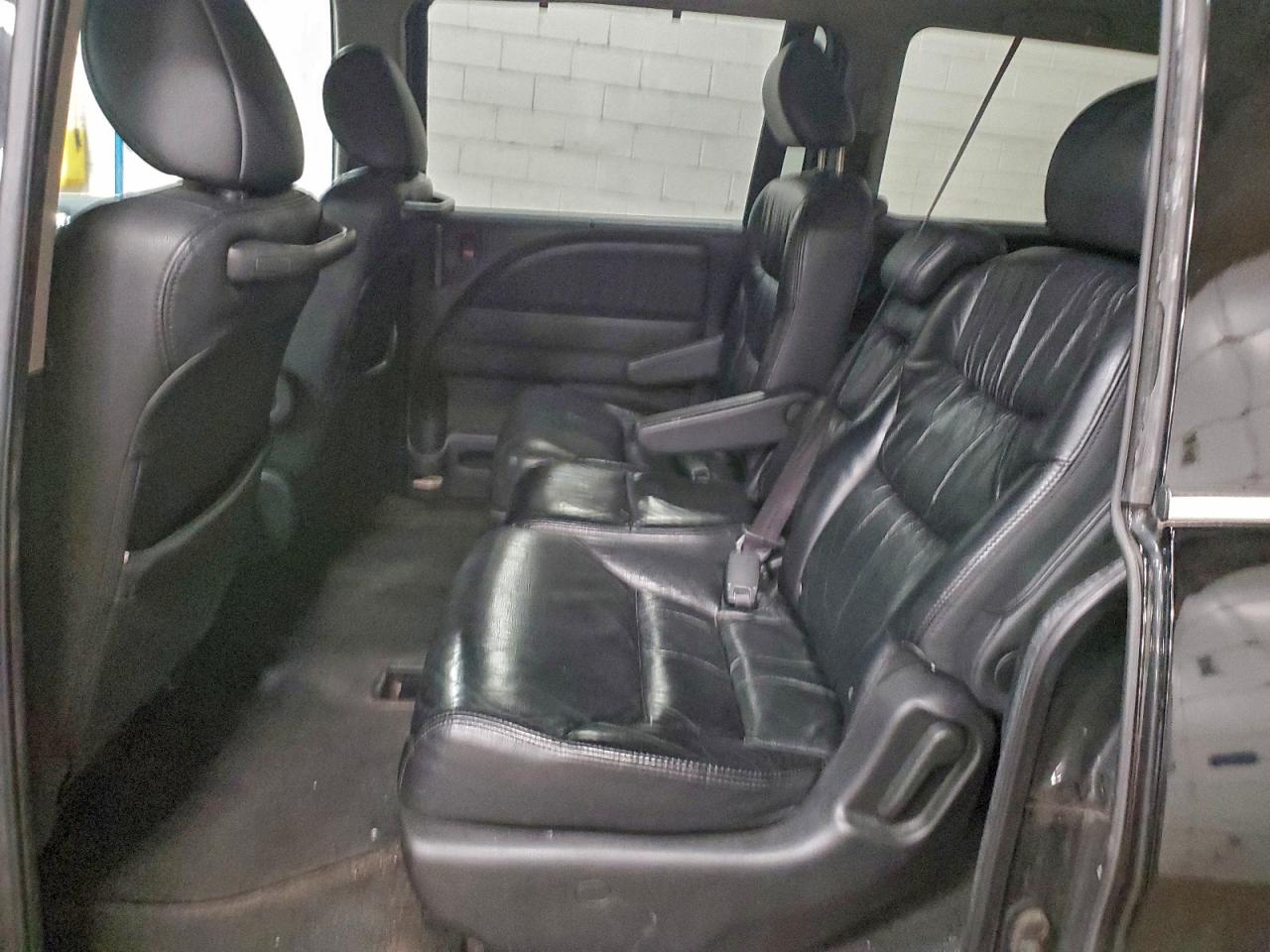 2010 HONDA ODYSSEY TOURING photo 11