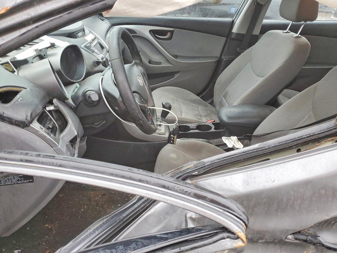 2013 HYUNDAI ELANTRA GLS photo 7