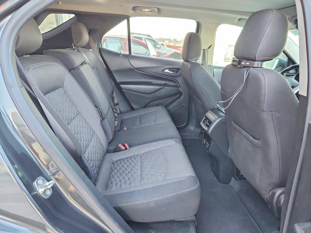 2018 CHEVROLET EQUINOX LT photo 11