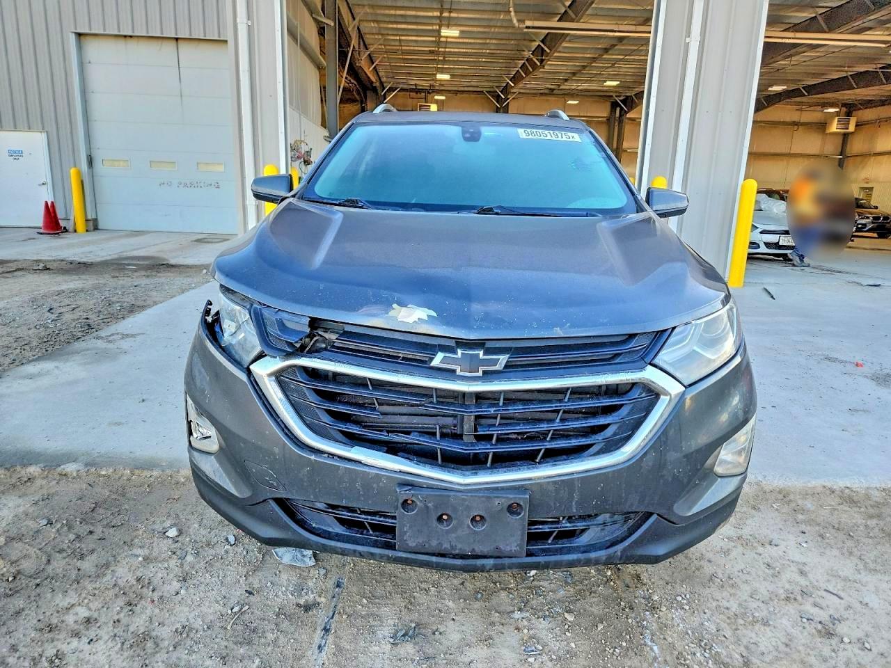2018 CHEVROLET EQUINOX LT photo 5