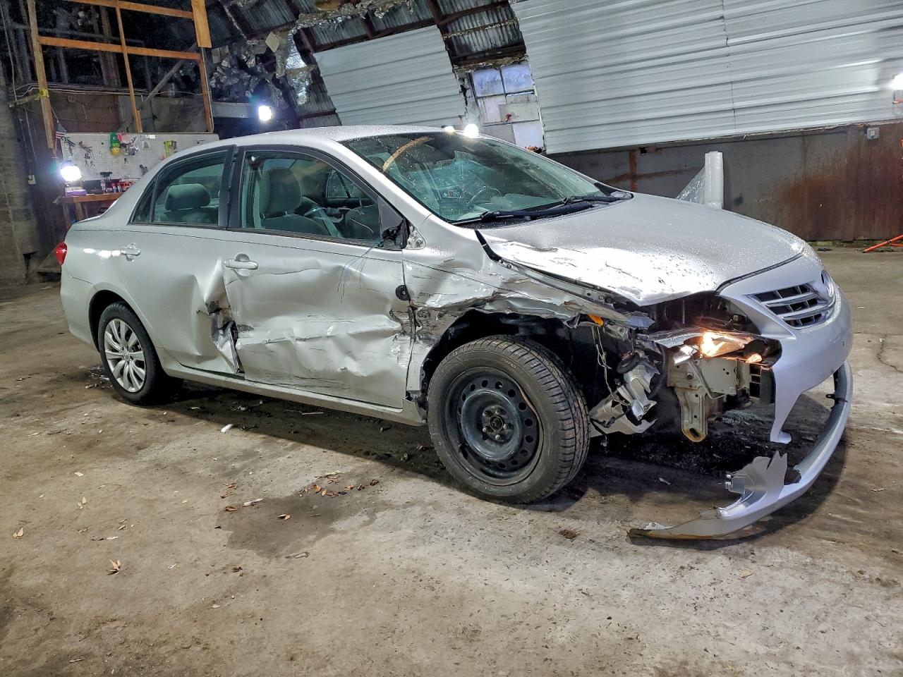 2013 TOYOTA COROLLA BASE photo 7