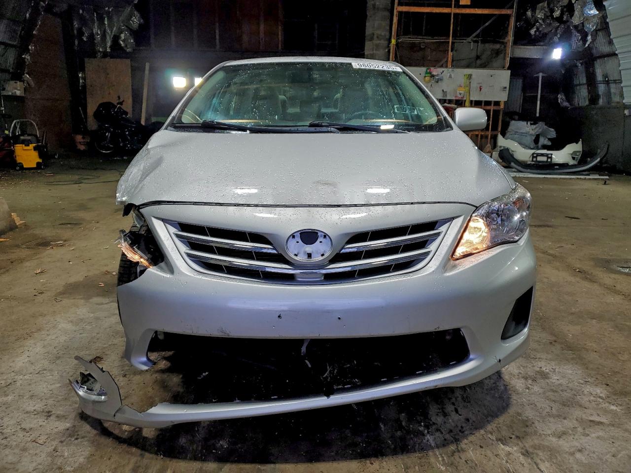 2013 TOYOTA COROLLA BASE photo 9