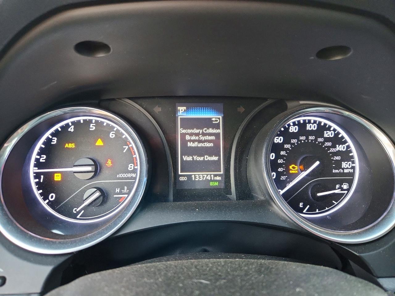 2019 TOYOTA CAMRY L photo 9