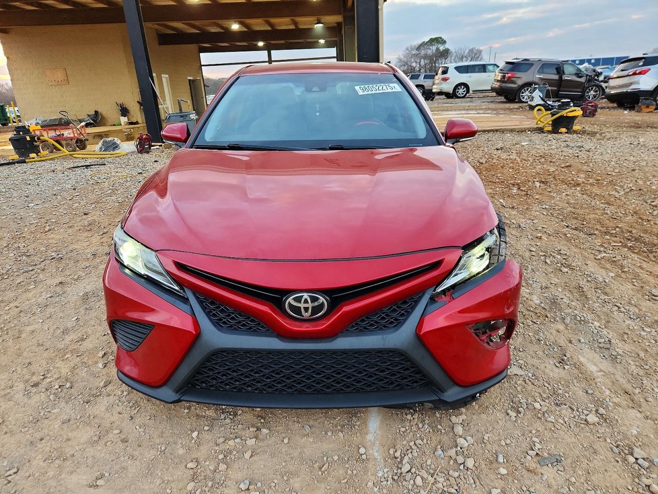 2019 TOYOTA CAMRY L photo 5
