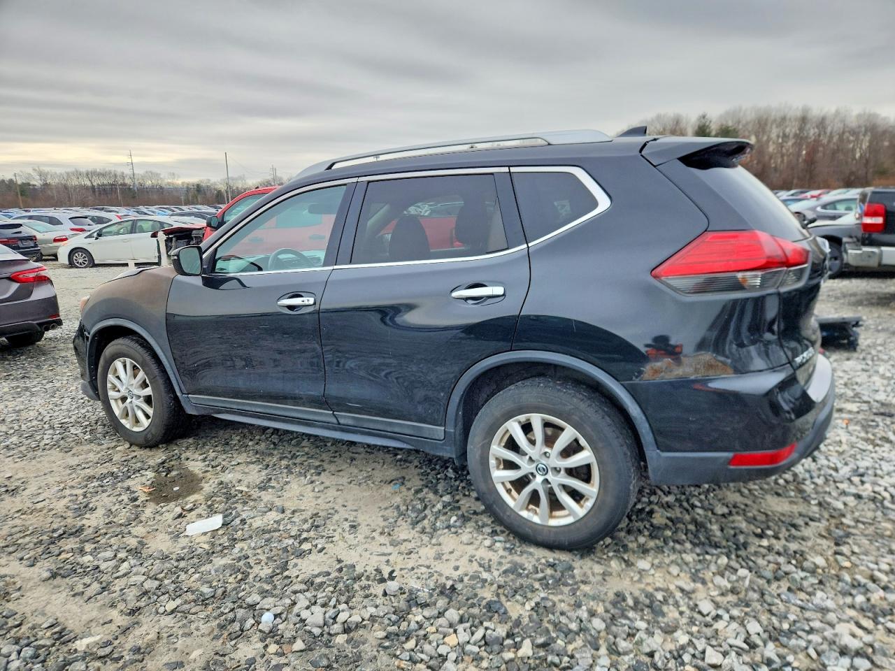 2017 NISSAN ROGUE S photo 3