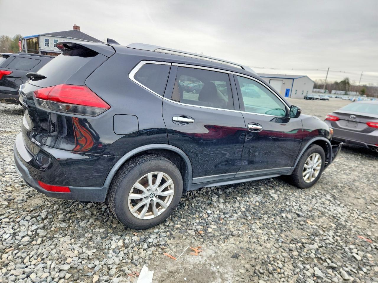 2017 NISSAN ROGUE S photo 5
