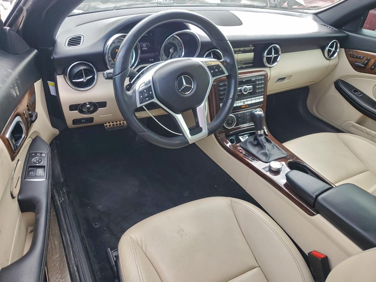 2014 MERCEDES-BENZ SLK 250 photo 15