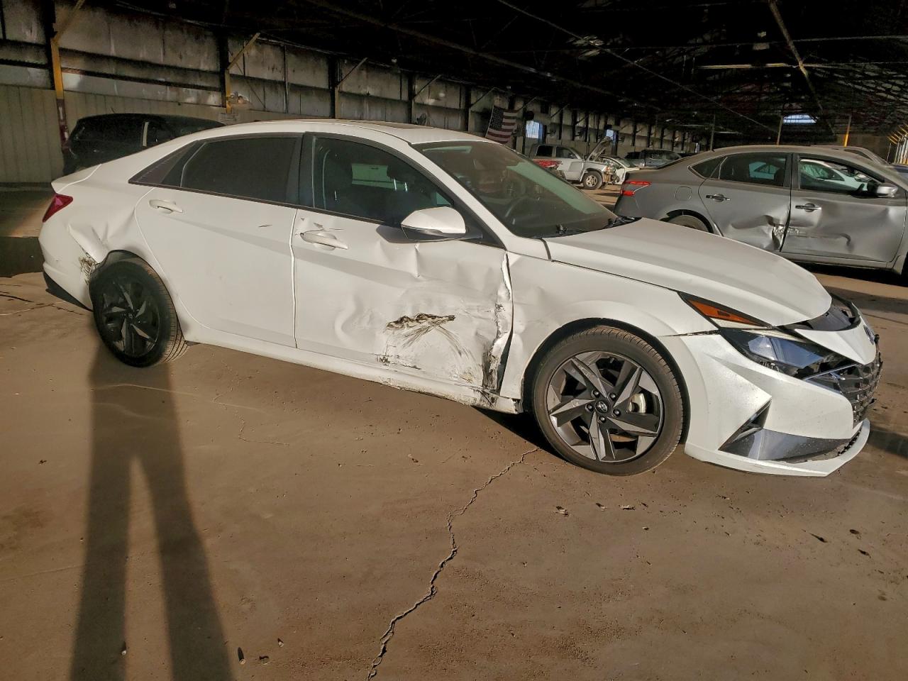 2022 HYUNDAI ELANTRA SEL photo 4