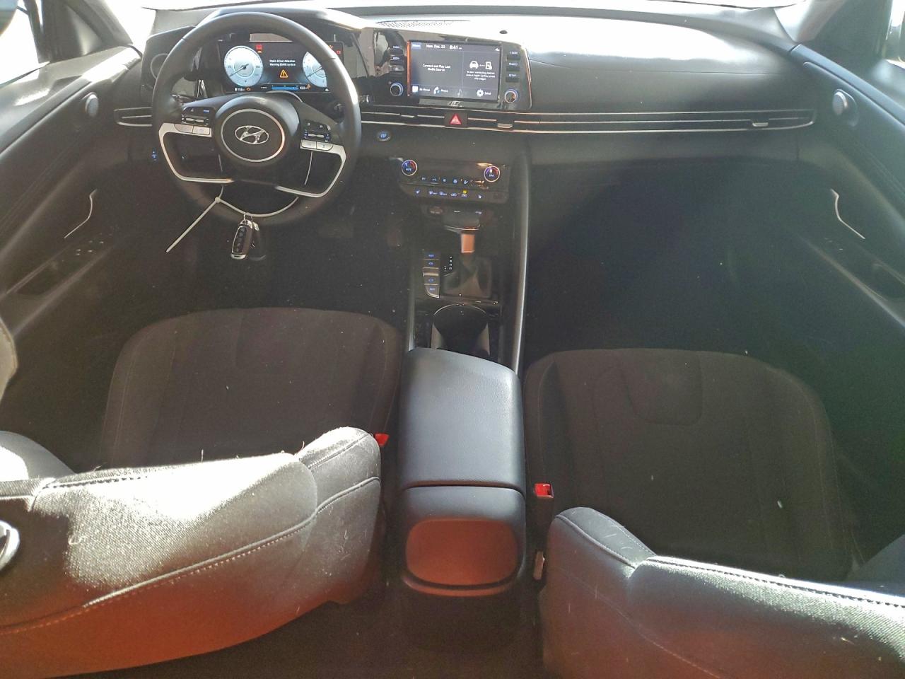 2022 HYUNDAI ELANTRA SEL photo 8
