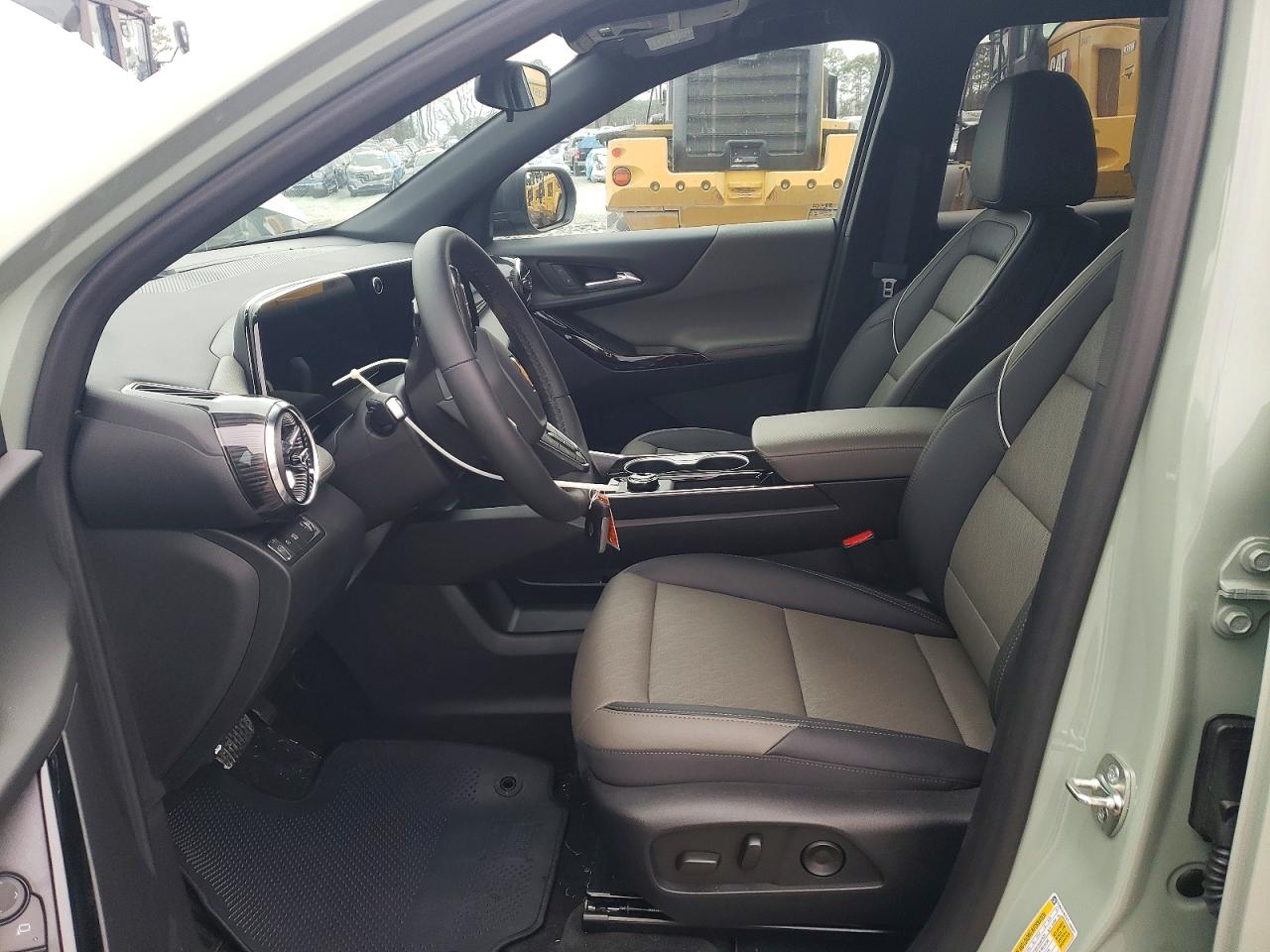 2026 CHEVROLET EQUINOX LT photo 7