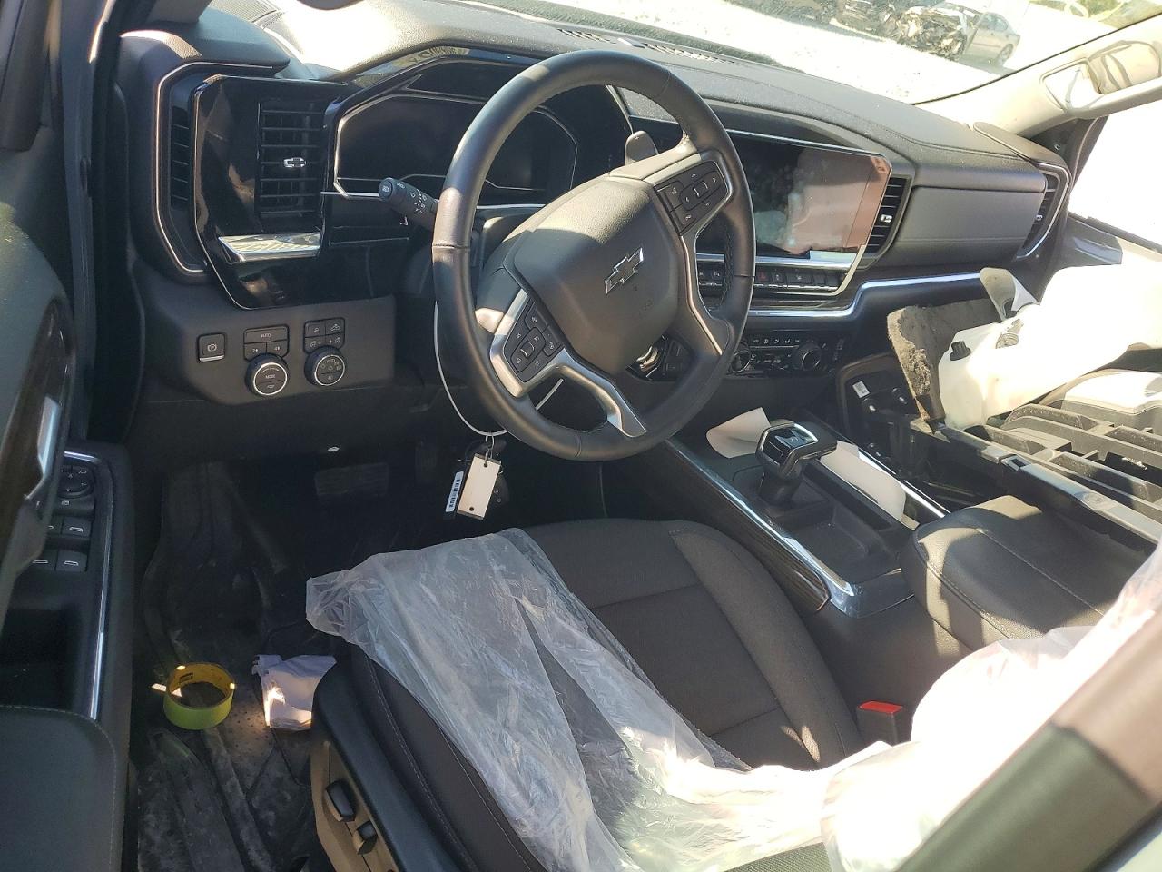 2024 CHEVROLET SILVERADO K1500 RST photo 8