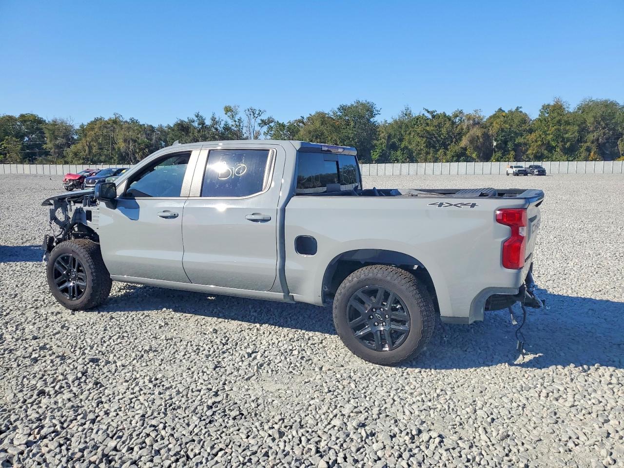 2024 CHEVROLET SILVERADO K1500 RST photo 2