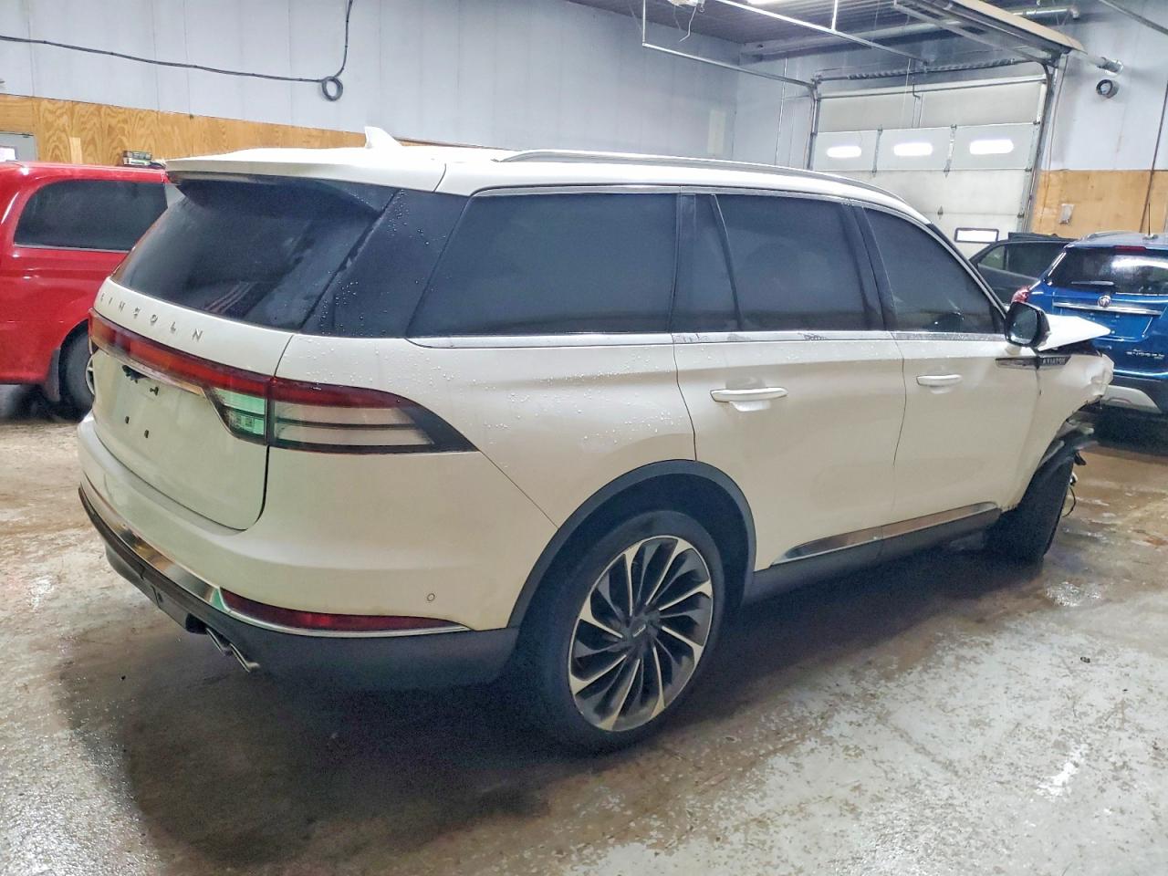 2020 LINCOLN AVIATOR RESERVE photo 3