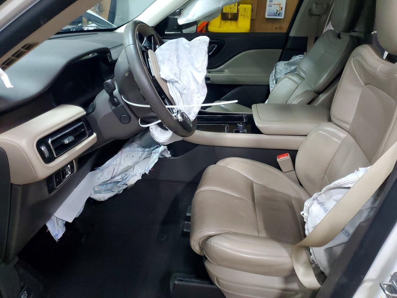 2020 LINCOLN AVIATOR RESERVE photo 7