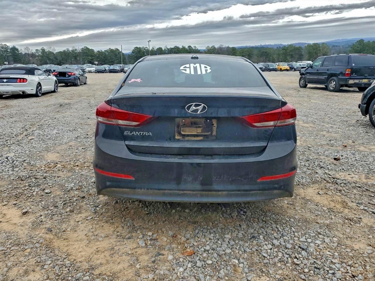 2018 HYUNDAI ELANTRA SEL photo 11