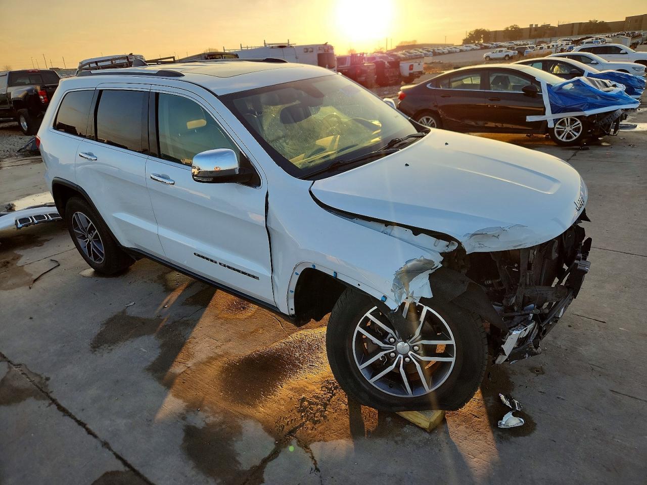 2018 JEEP GRAND CHEROKEE LIMITED photo 4