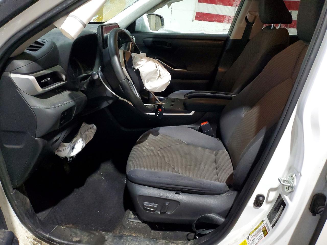 2023 TOYOTA HIGHLANDER L photo 7