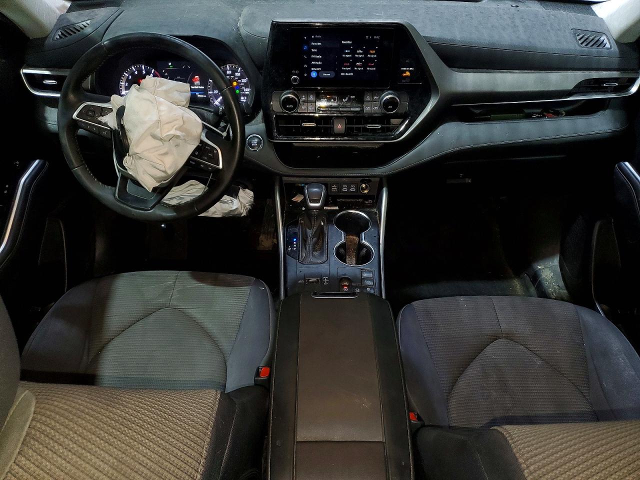2023 TOYOTA HIGHLANDER L photo 8
