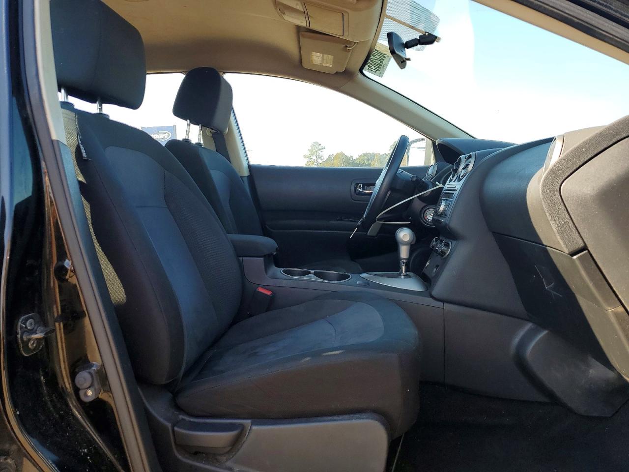2013 NISSAN ROGUE S photo 13