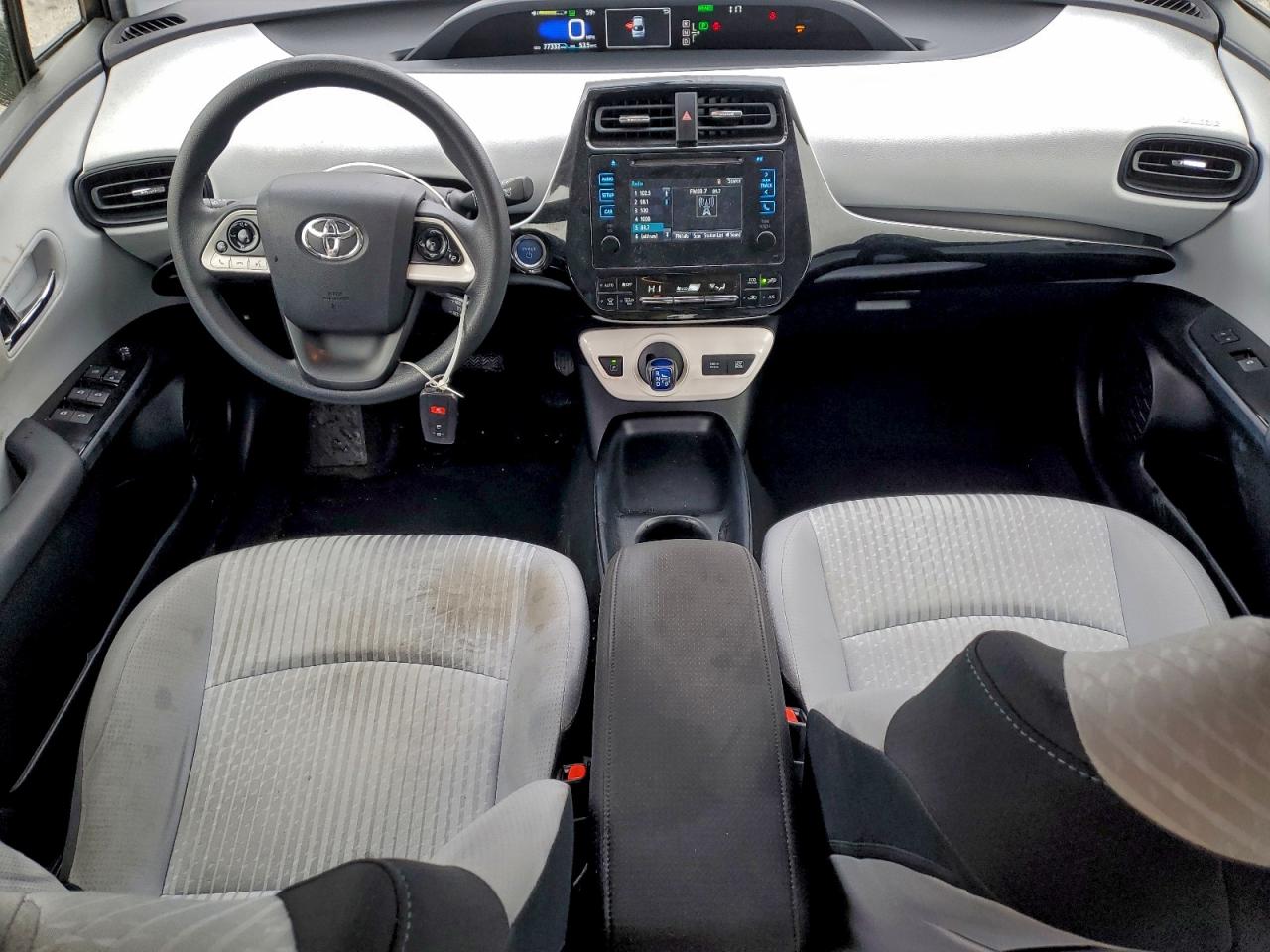2016 TOYOTA PRIUS photo 15