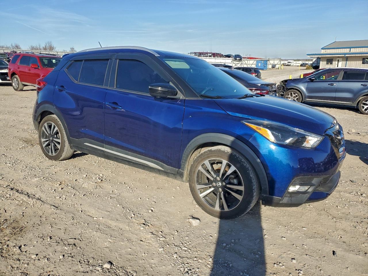 2019 NISSAN KICKS S photo 4